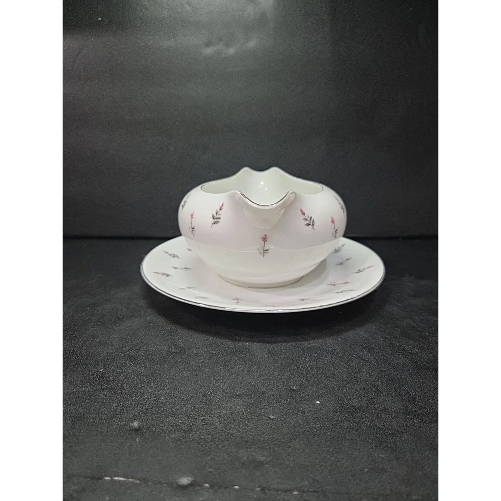 Mistake Japan Floral Double sided Gravy Boat with Underplate Vintage‎